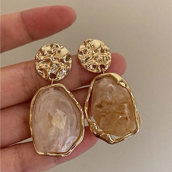 Zara Jewelry - Alice Geometric Drop Earrings